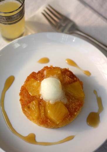 Dessert catering option with pineapple upside down cake with Smokin Bones